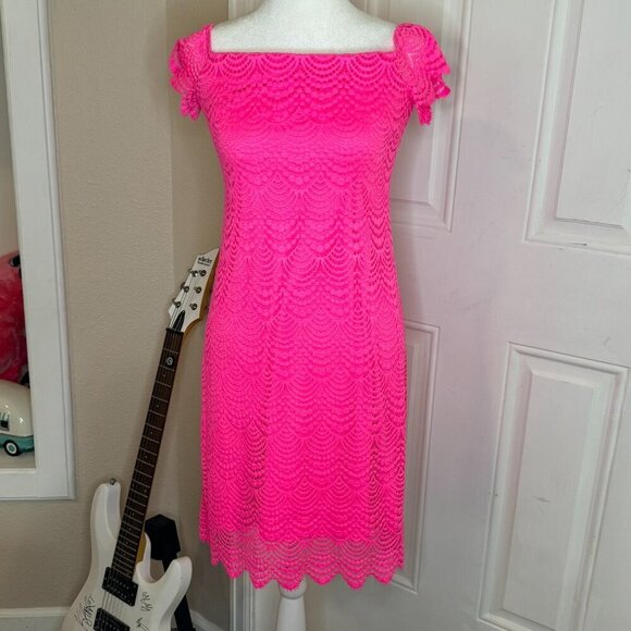 Lilly Pulitzer Pink off the shoulder dress size XS - Picture 3 of 9